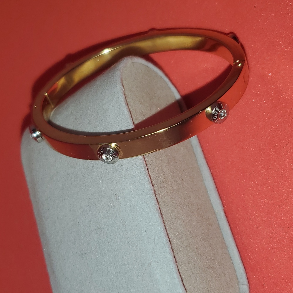 Henri Bendel ELEGANT Miss Bendel Petite Small yellow Gold Rivet  Bangle Bracelet
